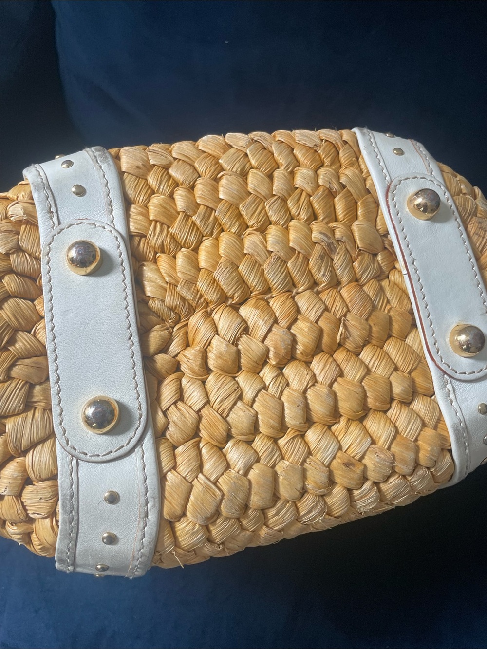Michael Kors Straw Raffia and Leather Tote Turnlock beach bag - gold hardware - Picture 4 of 9